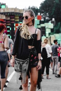 festival outfit twentythreetimezones.com