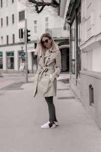 Klassischer Tenchcoat 2018 23timezones Christina Faullend
