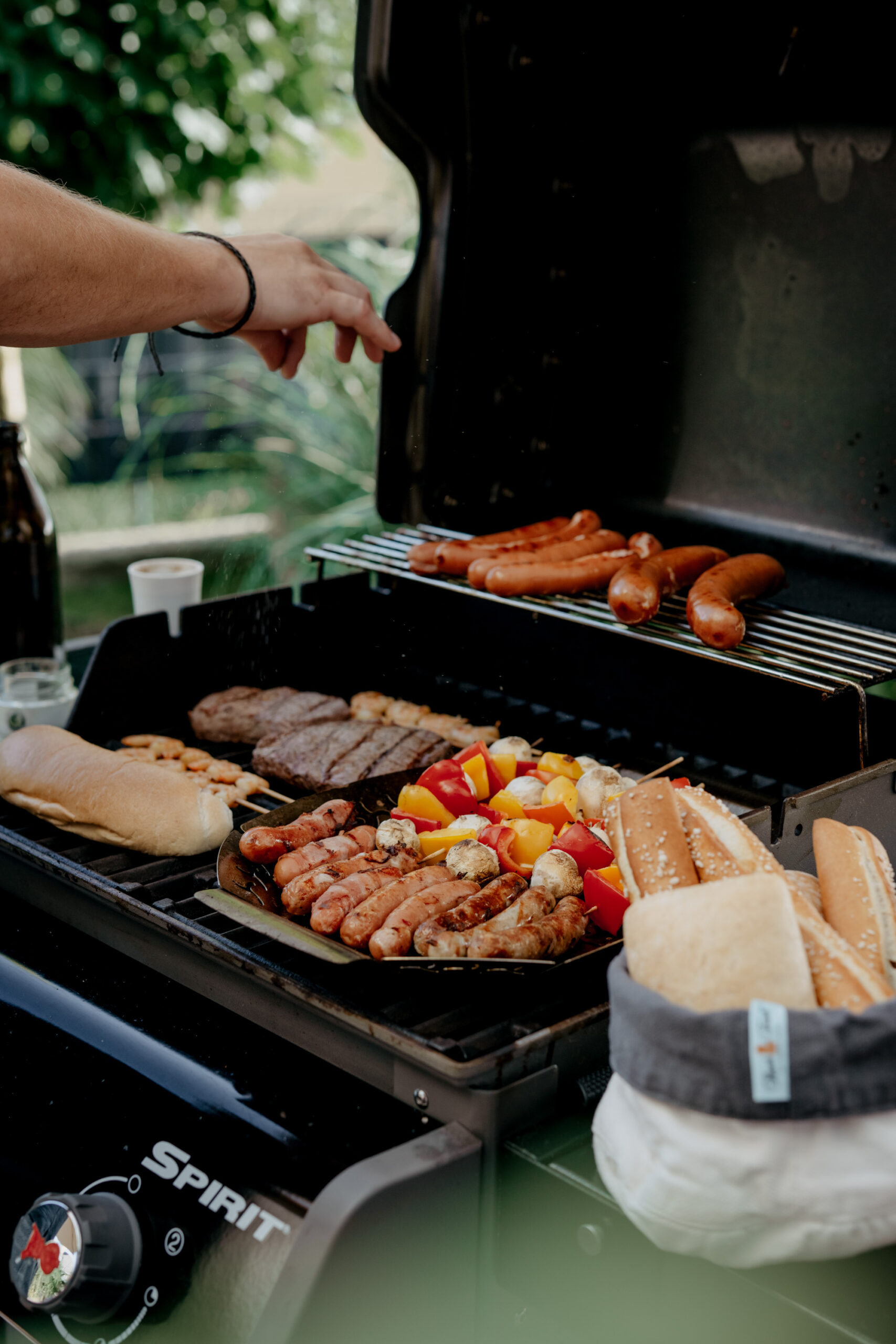 Community Grillen 3 Tipps für den perfekten Grillabend mit Freunden